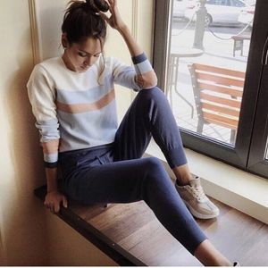 Russia's foreign trade women's knit sweater + pants suit knitted sportswear color of the stitching wool knitted suits