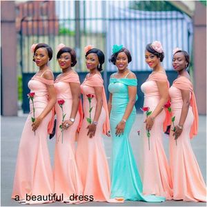 African Girls Simple Pink Bridesmaid Dresses Mermaid Off Shoulder Ärmlös Spaghetti Strap Sweep Train Billiga Brudtärna Klänning