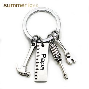 Stainless Steel Keychain Engraved Dad Papa Grandpa Tools Key Rings Gift for Dad Father's Day Creative Father Key Chain Jewelry Accessories