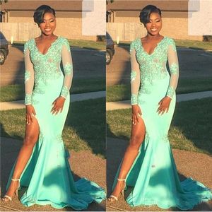 Sexig sjöjungfru Afrikanska balklänningar för svart tjej V Neck Mint Green Lace Long Sleeves Prom Dress High Split aftonklänningar