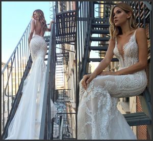 2019 Ny modern pallas couture sjöjungfru bröllopsklänningar plunging nacke backless spets brudklänningar plus storlek robe de mariée strand bröllopsklänning