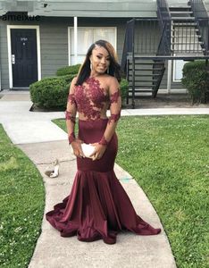 2020 Nya Afrikanska Sexiga Sheer Långärmad Röd Prom Klänningar Lace Backless Billiga Billiga Black Girls Evening Party Gowns Plus Size Custom Made