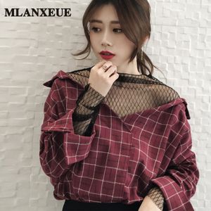 2018 Korean Off Shoulder Plaid Blouse Kvinnor Vintage Långärmad T-shirt damar Höstnätskjorta Kvinna Mode Kvinnor Toppar Kläder Y190427