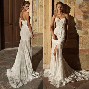 Charming Beaded Mermaid Lace Wedding Dresses Strapless Neck Front Split Bridal Gowns Sweep Train Trumpet Plus Size robe de mariée