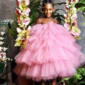 Uroczy Różowy Kwiat Girls Sukienki Spaghetti Backless Losty Ruffles Tulle Sukienka na Wedding Party Princess Kids Pagewant Suknie