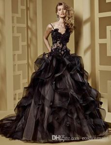 Neue Ankunfts-Rüschen-Schwarz-Ballkleid-Quinceanera-Kleider, Spaghetti-Träger, Organza-Spitze, lange Schleppe, Abendkleider