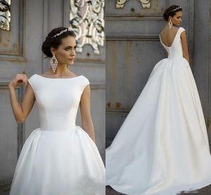 Robe de Marie 2022 Vintage Boat Neck Satin Bröllopsklänning Baklösa Knapp A-Line Princess Bröllopsklänningar Bridal Gowns Train Vestidos