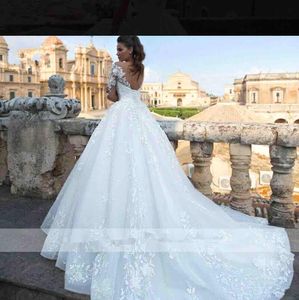 Romantyczne eleganckie kości słoniowej pełne koronkowe sukienki ślubne 2019 Sheer szyi długie rękawy Linia Tiul Wedding Suknie ślubne