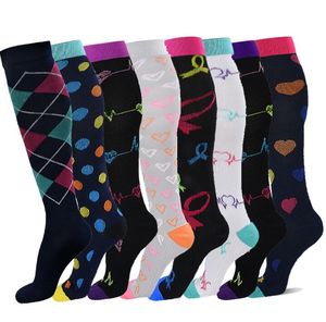 Kompressionssocken für Männer Frauen (20-30 mmHg) Strümpfe laufen ärgerliche lange männliche Reise Socken Mixfarben