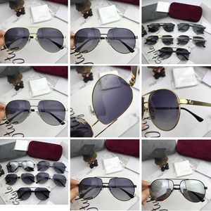 Luxo-4302 Marca de Designer Sunglasses Unisex Sunglasses Designer Óculos de sol para homens Mulheres de alta qualidade com caixa