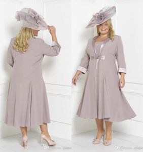 2018 TEA-LÄNGD Modest Chiffon Mother of the Bride Dresses With Long Jackets Formella tillfälle Kvällsklänningar Elegant Plus Size Prom 313L