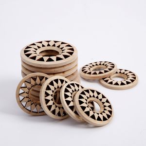 100 Pieces/Lot 35-50mm Natural Wooden Hollow Sun Flower Earring Pendant Loose Beads Jewelry Accessories for Womens Earrings Craft DIY Making