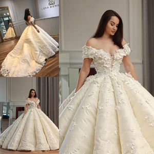 Gorgeous Ball Gown Wedding Dresses Sexy Off The Shoulder Appliques Lace Plus Size Wedding Dress Count Train Lace Up Back Bridal Gowns