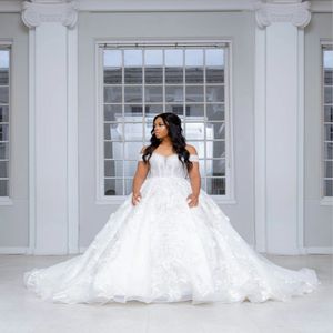 South Africa Puffy Ball Gowns Wedding Dresses Off Shoulder Lace Appliques Zipper Back Bridal Gowns Sweep Train Wedding Dress