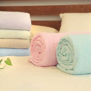 Bekväm Polyester Blanket Bomull Sommarduvet Quilt Cut Through Sova Cover Commerph 4 Färger