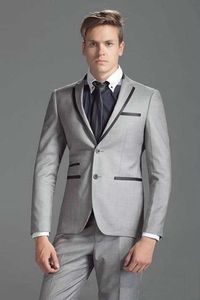 Design elegante Noivo Smoking Duas Botão Light Gray Notch lapela Groomsmen Best Man Suit Ternos do casamento dos homens (Jacket + Calças + Tie) 4182