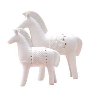 Nordico moderno e minimalista ornamenti in ceramica nuova casa accessori per la casa artigianato arredamento animale bianco cavallo da guerra Faust