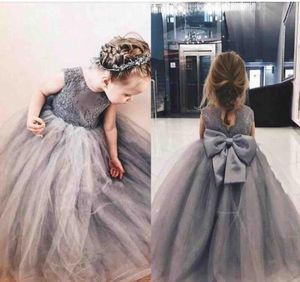 Grey Princess Flower Girl Dresses Jewel Big Bowl Lace Applique Girls Pageant Dresses For Toddlers Children A Line Kids Birthday Dress