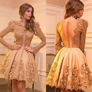 Złote Koronki Długie Rękawy Koktajl Suknie Luksusowe Moda Aplikacja Kwiaty Krótkie Formalne Party Dress Backless Prom Suknie