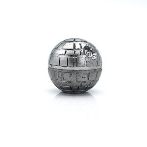 Inne akcesoria do palenia Hurtownie Tobackie Szlifierki Gwiazda Death Star 2 Inches 3 Layers Herb Pokeball Młynek okrągły 100% aluminium