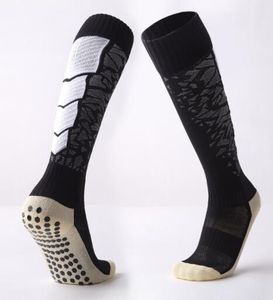 Лучшие спортивные Противоскользящие износостойкие футболы носки утолщенного полотенца дна дозирования комфортно износостойкие длинные трубки производителя yakuda