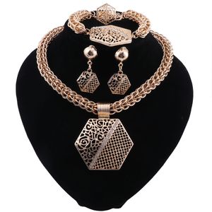 Latest Best Quality Fashion Italian Jewelry Dubai Gold Color Jewelry Sets African Women Pendant Necklace Jewellery