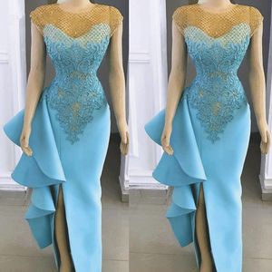 Light Sky Blue Satin High Low Prom -klänningar 2020 Cap ärmar Lace Applique Ruffle Formal Party Homecoming Evening Clows Vestidos