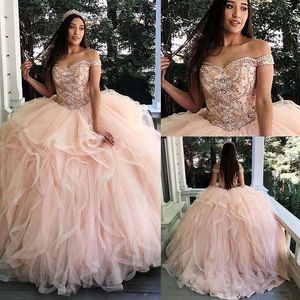 Klänningar Evening Wear Ball Gown Prom Klänningar Pärlor Sweetheart Kortärmad Långt Land Trädgård Formell Party Evening Gowns Dress