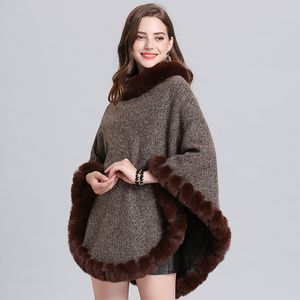 Nowa Jesień Zima Damska Krojenia Cloak Cape Poncho Faux Fur Collar Knitwear Patchos Lady Patchwork Znosić Ponchos C4982