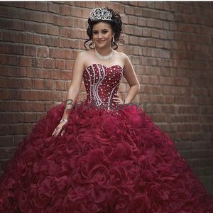 Masquerade Burgundy Ball Gown Quinceanera Klänningar 2019 Vintage Beaded Cinderella Beaded Arabic Vestidos de 15 Anos Sweet 16 Prom Party Gowns
