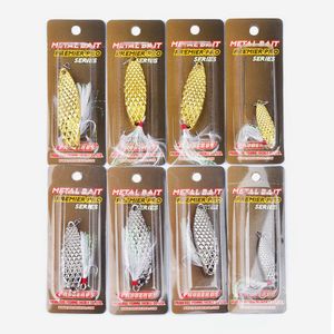 Nuovo arrivo esca da pesca con paillettes esca oro argento gancio cucchiaio di metallo esca con piuma 5g 10g 15g 20g 28g stili di miscelazione 5 pezzi / set