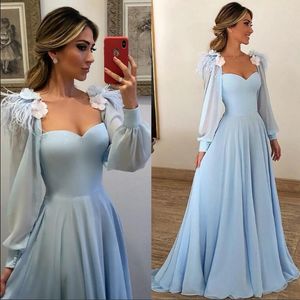 Light Blue Evening Vestidos colher tampadas penas apliques poeta mangas compridas Mulheres formal do partido Vestido A Linha Chiffon Pavimento vestidos de comprimento Prom