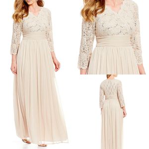 Plus Size Mother Of The Bride Dresses V Neck Long Sleeves Floor Length Lace Sequins Chiffon Wedding Guest Dress For Mom Evening Gowns