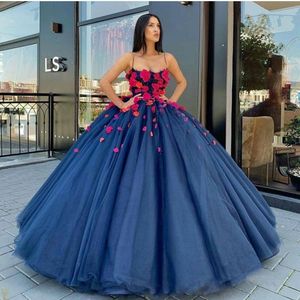 デザイナーの手作りの花Prom Quinceaneraのドレススパゲッティストラップボールガウンチュール南アフリカのイブニングドレスプラスサイズの形式のガウン