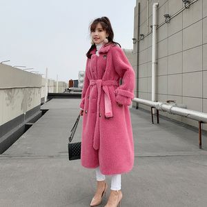 2019 Inverno New mulheres reais Sheep Shearing Fur Jacket Outwear Feminino Natural pele de carneiro pele de lã Streetwear solto Long Coat K293 SH190930