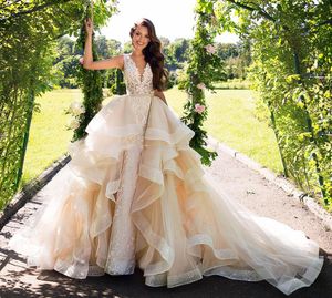 Buntes Überrock-Hochzeitskleid, formelle Braut-Ballkleider, Casamento Vestido de Baile, rückenfrei, luxuriös, geschwollene Bräute, Ballkleider nach Maß