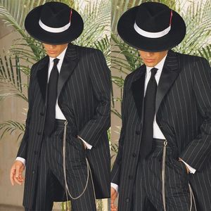 2020 Black Stripe Wedding Suits New Fashion Mens Peaked Lapel Long Groom Tuxedos Prom Party 2 Pieces266Q