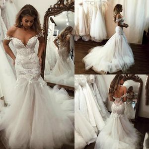 Gorgeous Lace Mermaid Wedding Dresses Elegant Berta Off The Shoulder Appliqued Lace Bridal Gowns Summer Boho Robe de mariee