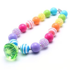 Collana robusta per bambini di colore brillante primaverile Moda ragazze Bubblegum Bead collana robusta regalo di gioielli per bambini piccoli