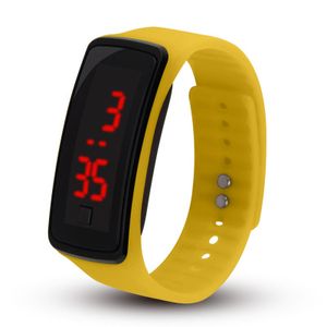 Hot grossist New Fashion Sport Led Klockor Candy Jelly Men Kvinnor Silicone Rubber Touch Screen Digital Klockor Armband Armbandsur YD0050