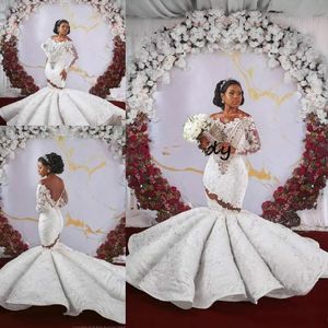 Puffy kjol sjöjungfru bröllopsklänningar med långärmad 2020 Modest Luxury Lace Appliqued African Plus Size Bröllopsklänningar utanför axelklänningar