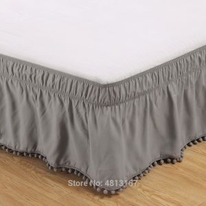 Pompom Fringe Bed Spódnica Wzburzyć Elastyczne łóżko Wrap wokół Bedskirt Easy On / Off 16 Inch Drop White Black Grey Twin Bliźnia Król Queen Y200423