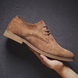 Man skor England Trend Casual Shoes Male Suede Oxford Wedding Leather Dress Shoe Men Flats Zapatillas Hombre Plus Size 46