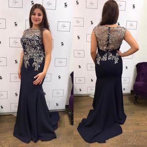 Navy Blue Mermaid Evening Dresses New 2019 Lace Appliqued Illusion Back Jewel Neck Long Arabic Duabi Turkey Prom Party Gowns