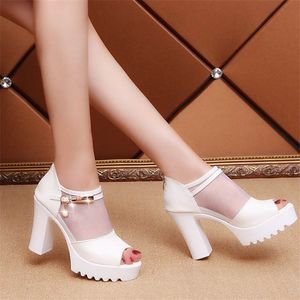 Vendita calda- 2018 Nouveau Chaussures Femme Zapatos Platform Peep Toe Zeppe Scarpe da donna Scarpe Donna Dames Schoenen Sandali con tacco alto