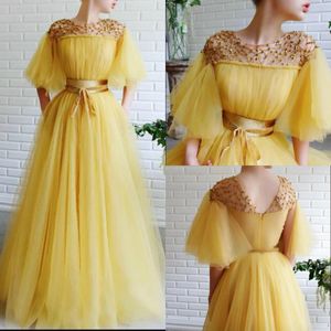 2020 designer gul prom klänningar juvel nacke en linje broderade kristaller kväll klänning skräddarsydda formella speciella tillfällen klänningar