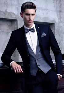 Brand New Dwa Przyciski Navy Blue Wedding Groom Tuxedos Notch Lapel Groomsmen Mężczyźni Garnitury Prom Blazer (Kurtka + Spodnie + Kamizelka + Kierunek) NO: 2090