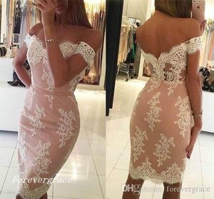 2019 Tanie nowoczesne osłonę Off Shoulder Cocktail Długość Długość Koleń Appliqued Short Club Nosić Homecoming Party Dress Plus Size Custom Make