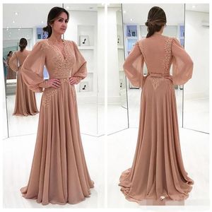 Maniche a poeta Abiti lunghi da ballo Scollo a V Applique in pizzo Cintura con fiocco Plus Size Chiffon arabo Sweep Train Illusion Back Abbigliamento formale Ocn