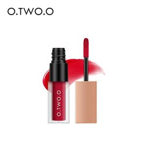 O.TWO.O 2 em 1 Lip Gloss + Líquido Blush Duplo efeito duradouro impermeáveis ​​4 cores suaves Silky Smooth Maquiagem